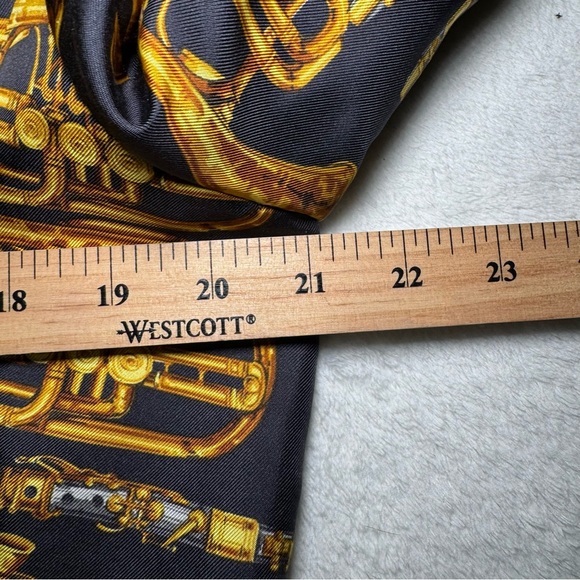 Vintage 1980s Black and Gold Instrument Print Blazer Suit Jacket, 100% Silk - Picture 8 of 10